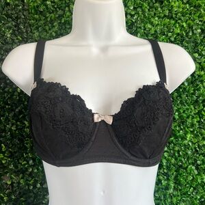 Black bralette laced bra